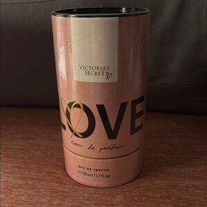 Victoria's Secret Pink Bath & Body Love Fragrance